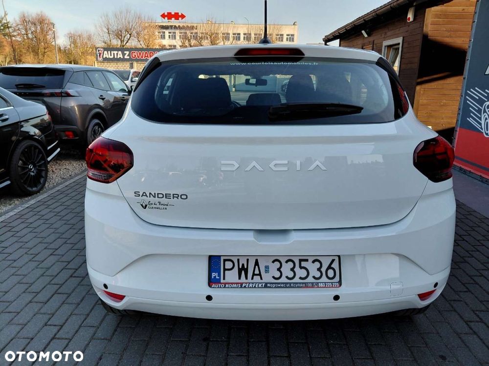 Dacia Sandero - 7
