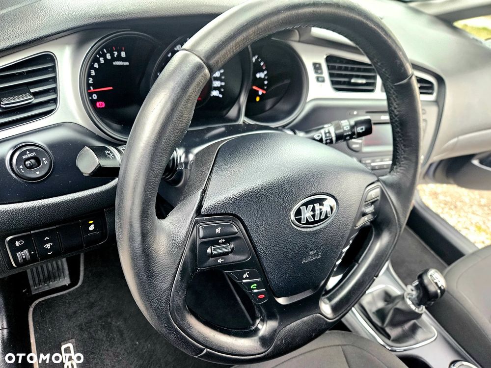 Kia Ceed 1.4 CVVT - 30