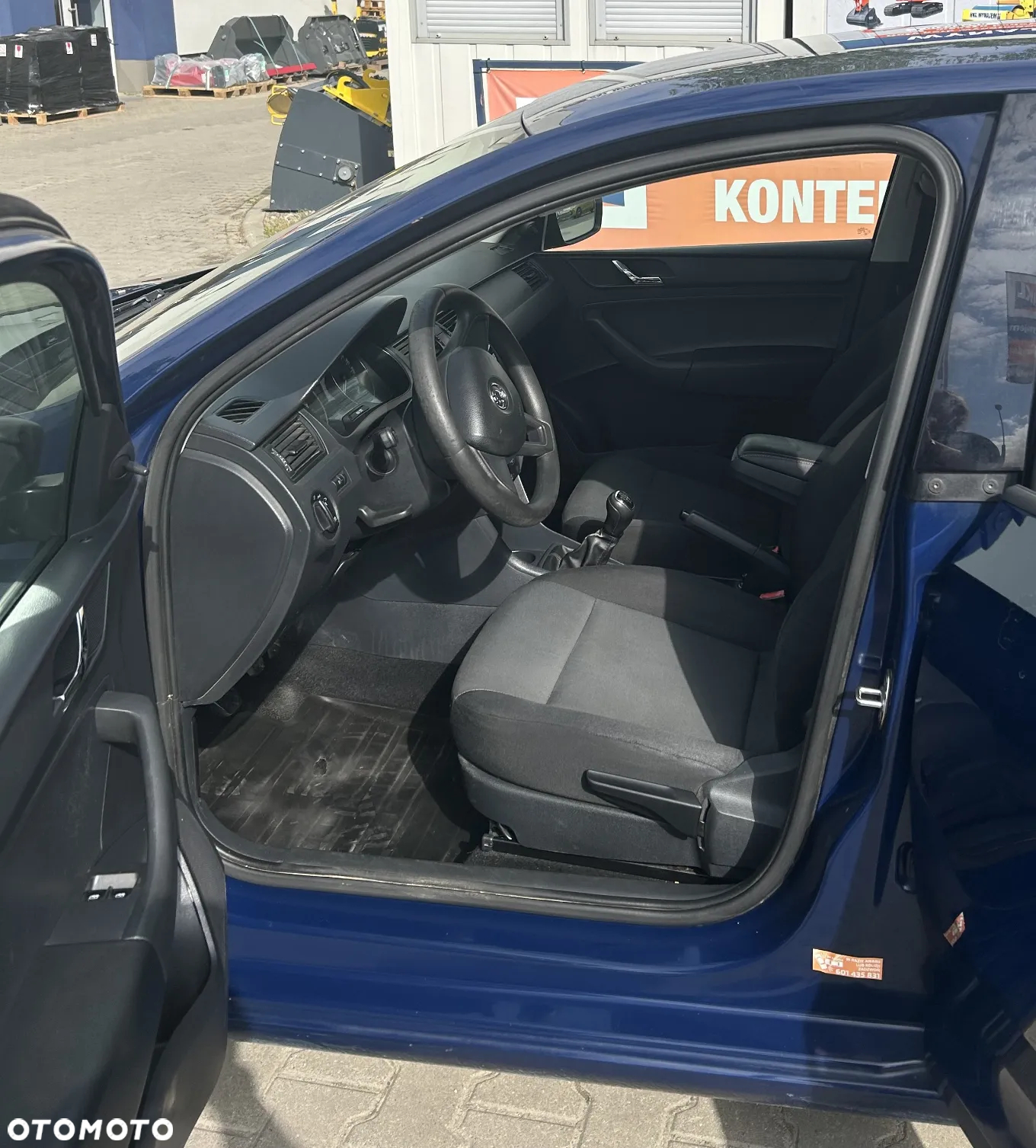 Skoda RAPID 1.2 TSI Ambition - 10