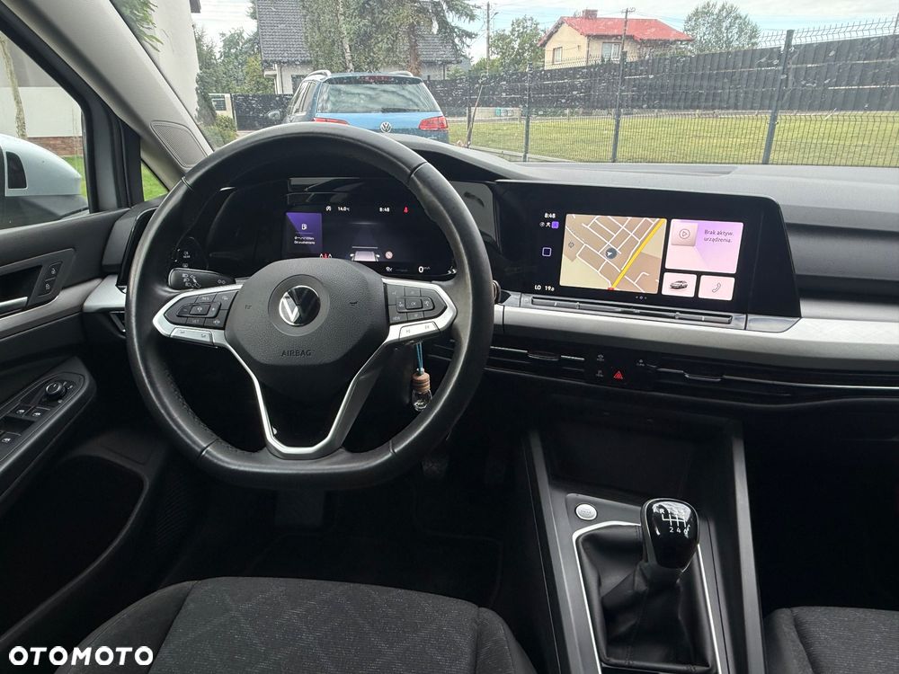 Volkswagen Golf - 10