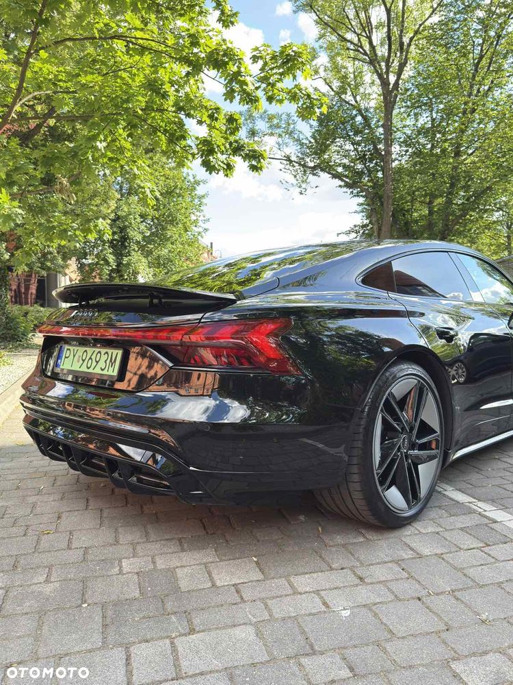 Audi e-tron GT - 21