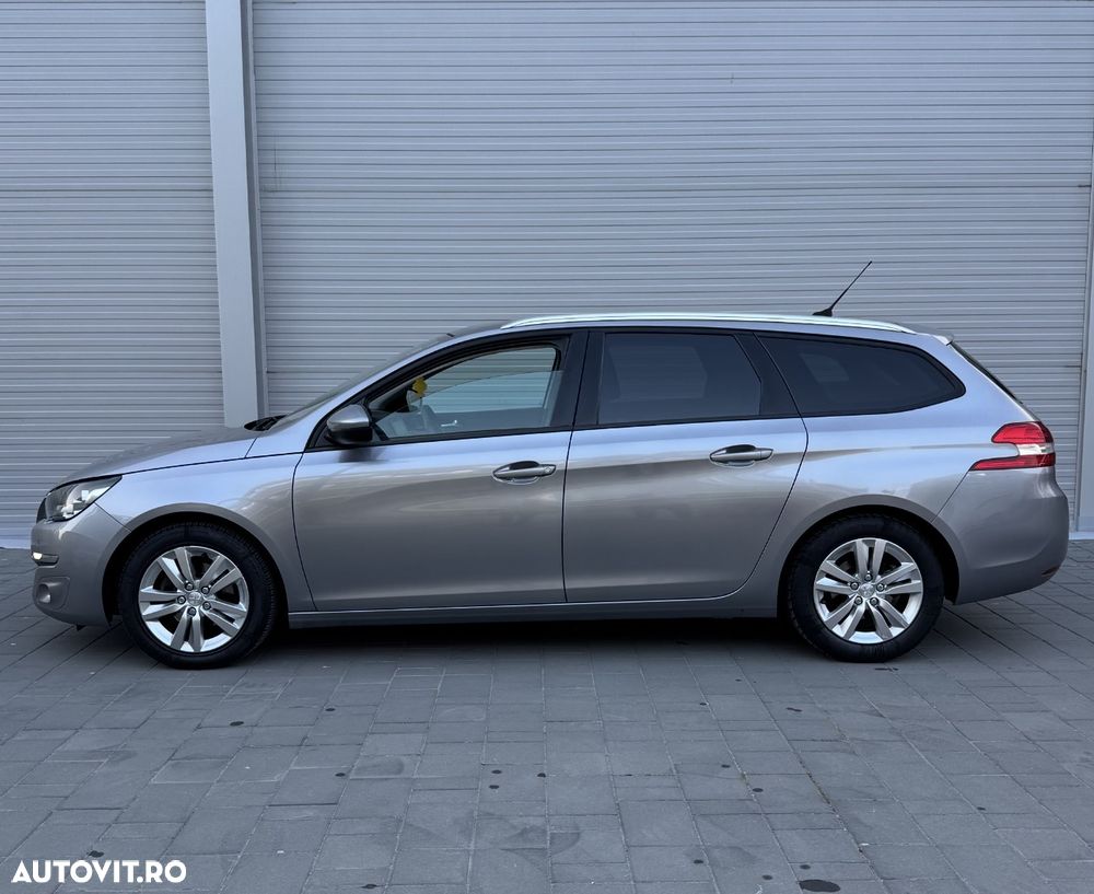 Peugeot 308 - 5