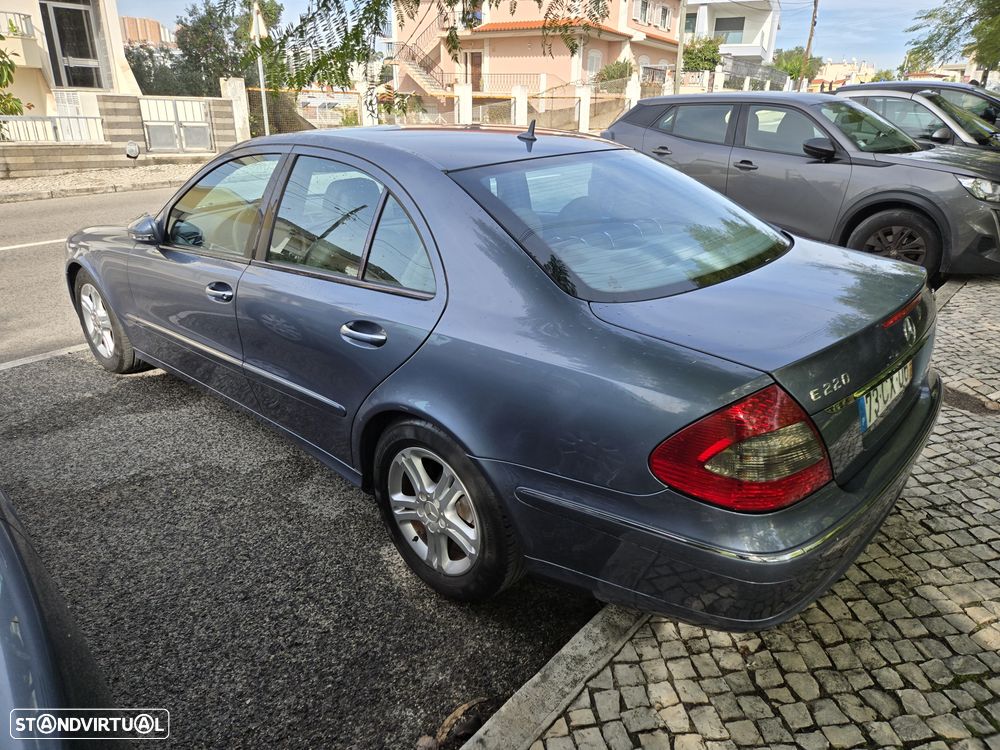 Mercedes-Benz E 220 CDi Executive II Aut. - 3