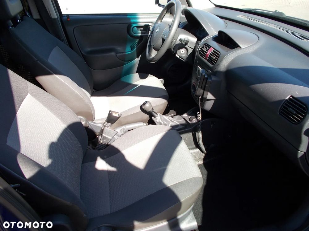 Opel Combo - 12
