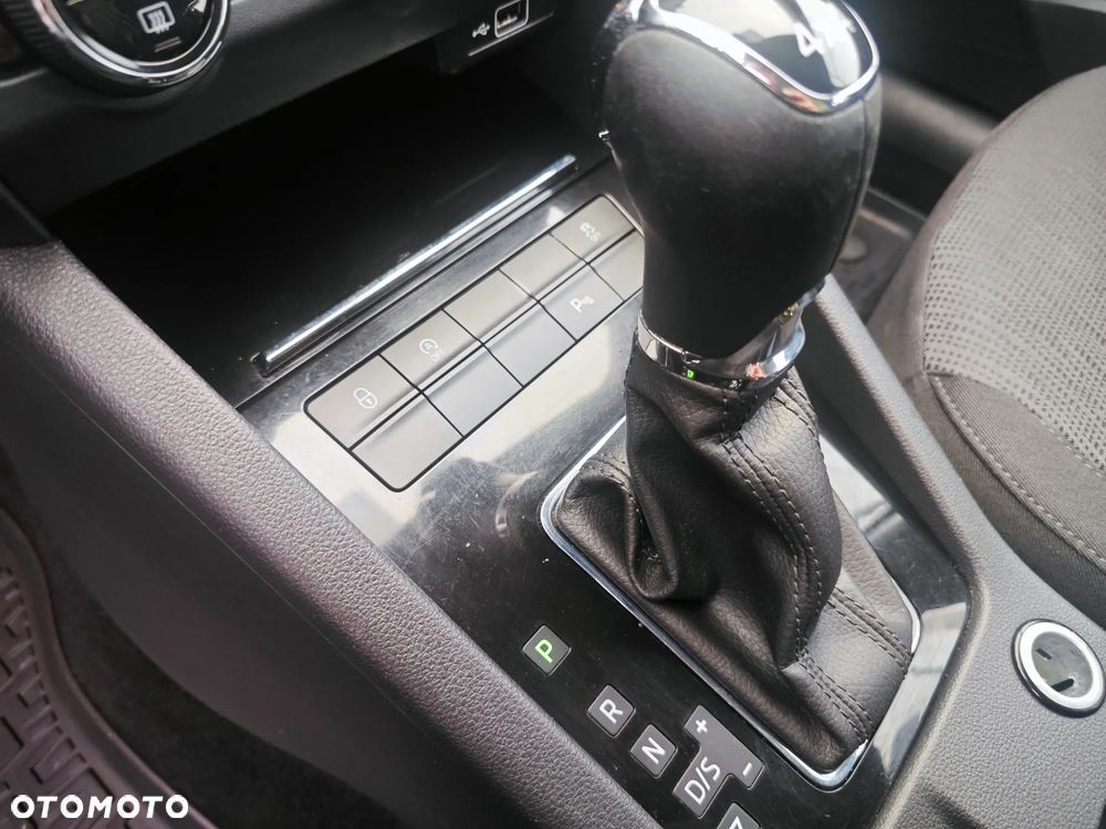 Skoda Octavia 2.0 TSI 4x4 Style DSG - 25