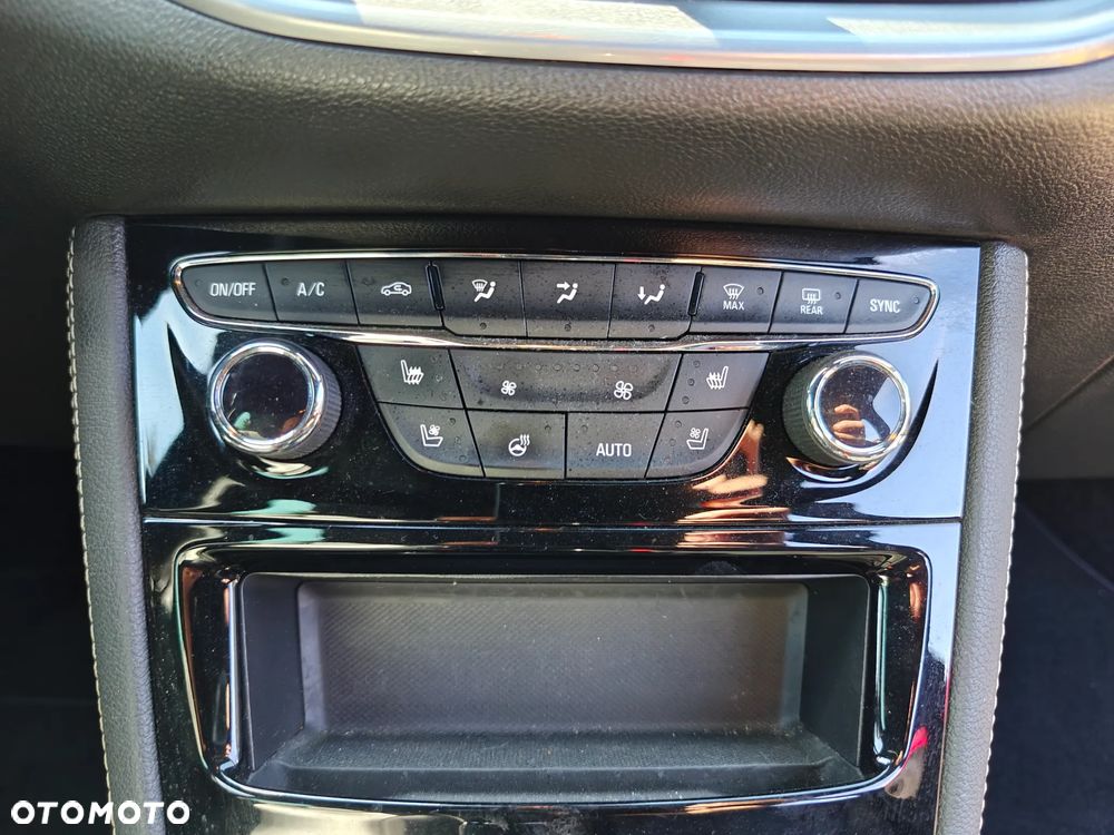 Opel Astra 1.6 Turbo Start/Stop Ultimate - 15