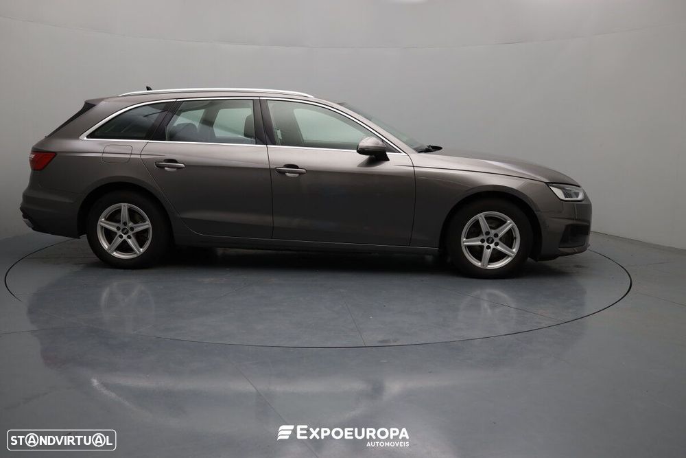 Audi A4 Avant 35 TDI Advanced S tronic - 4