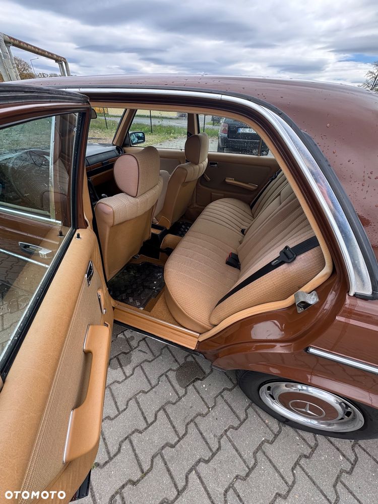 Mercedes-Benz W123 - 7