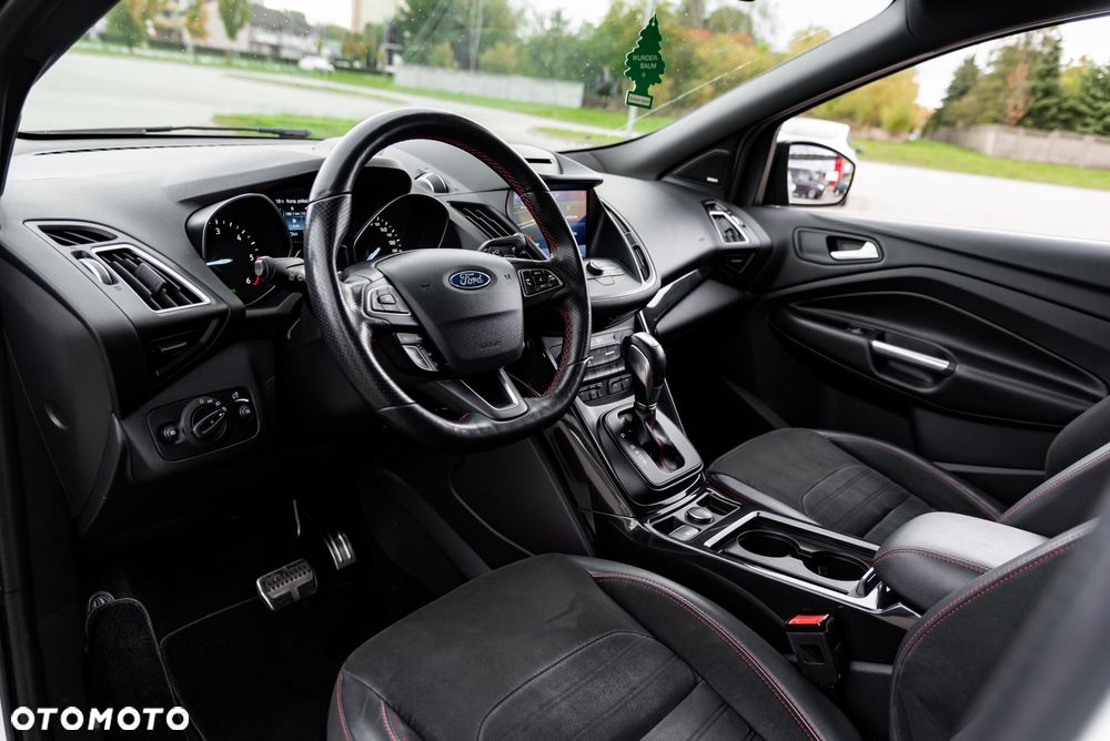 Ford Kuga 2.0 TDCi 4x4 ST-Line - 17