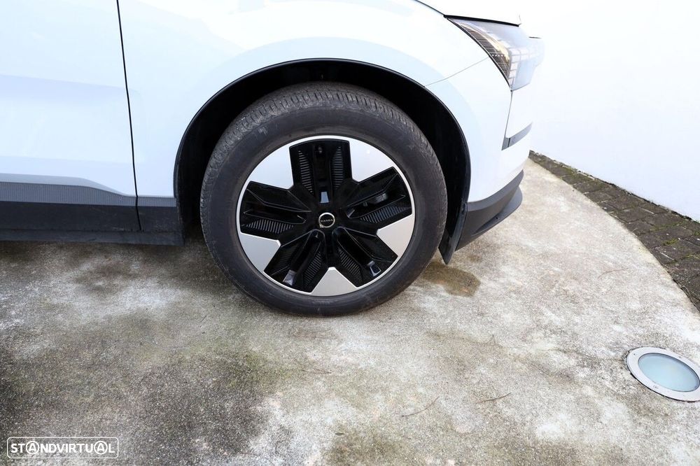 Volvo EX30 51 kWh Single Motor Plus - 8