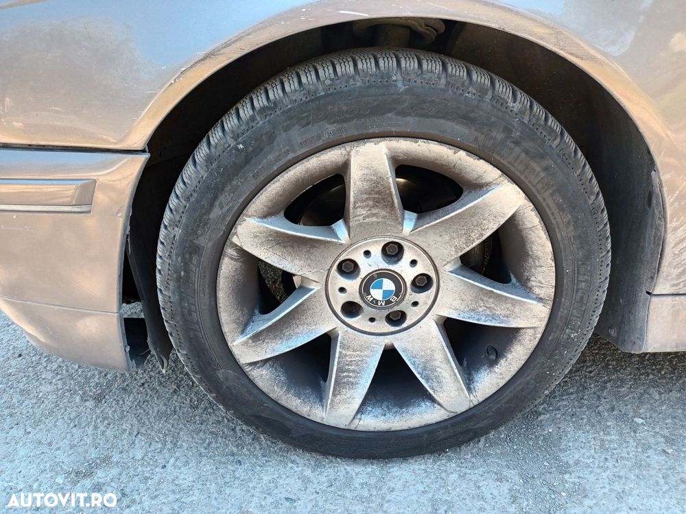 Dezmembrari  BMW 5 (E39)  1995  > 2004 525 d Motorina - 6