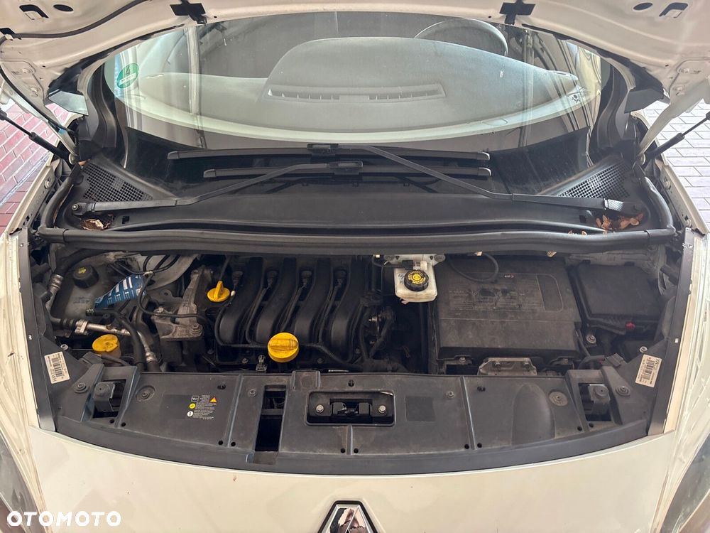 Renault Scenic - 31