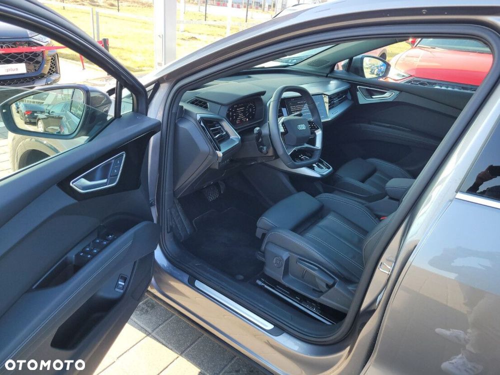 Audi Q4 Sportback e-tron - 12