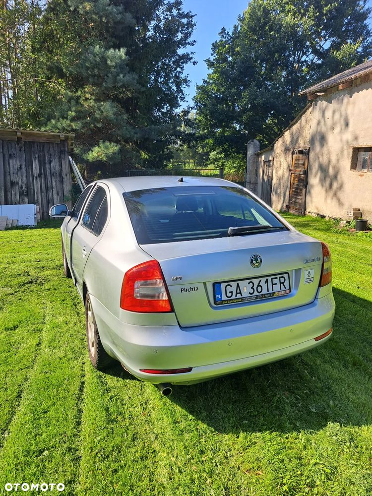 Skoda Octavia 1.6 Classic - 4