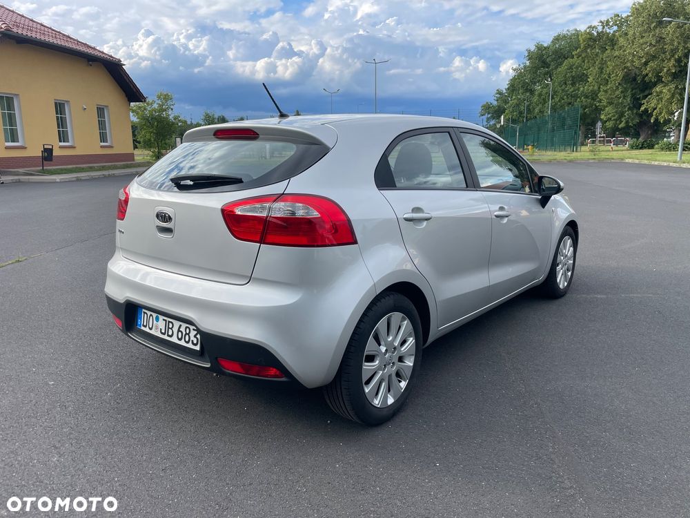 Kia Rio 1.4 Platinum Edition - 8