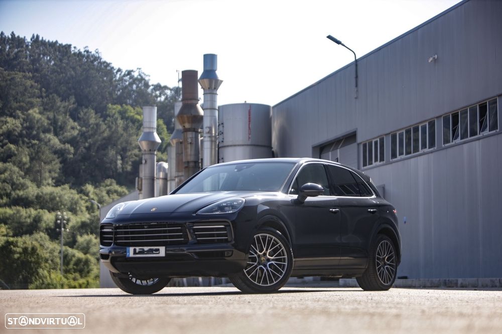 Porsche Cayenne E-Hybrid - 4