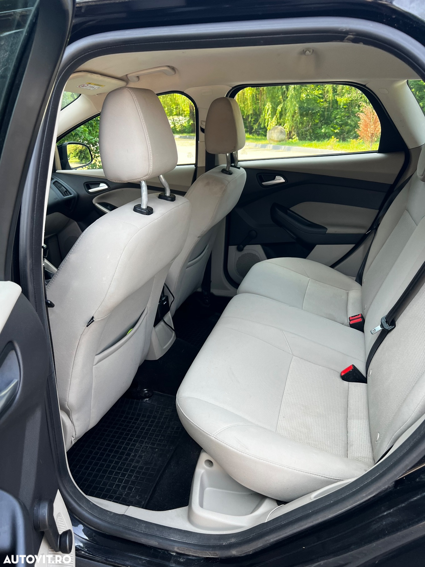 Ford Focus 1.6 TDCI DPF Trend - 11