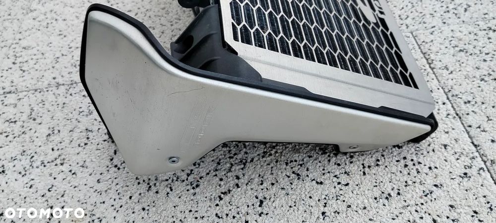 HONDA CB10006 SC80 LAMPA PRZÓD REFLEKTOR CHŁODNICA OSŁONA CHŁODNICY OWIEWKA BOCZEK - 4