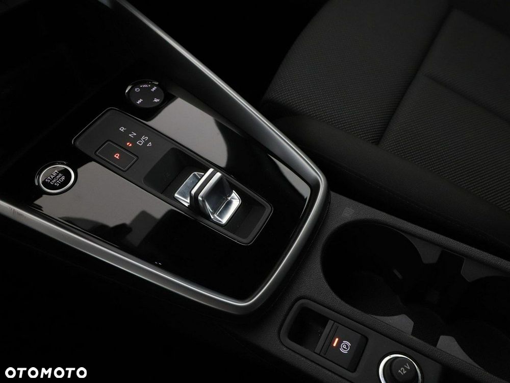 Audi A3 Sportback 40 TFSIe S tronic S line - 34
