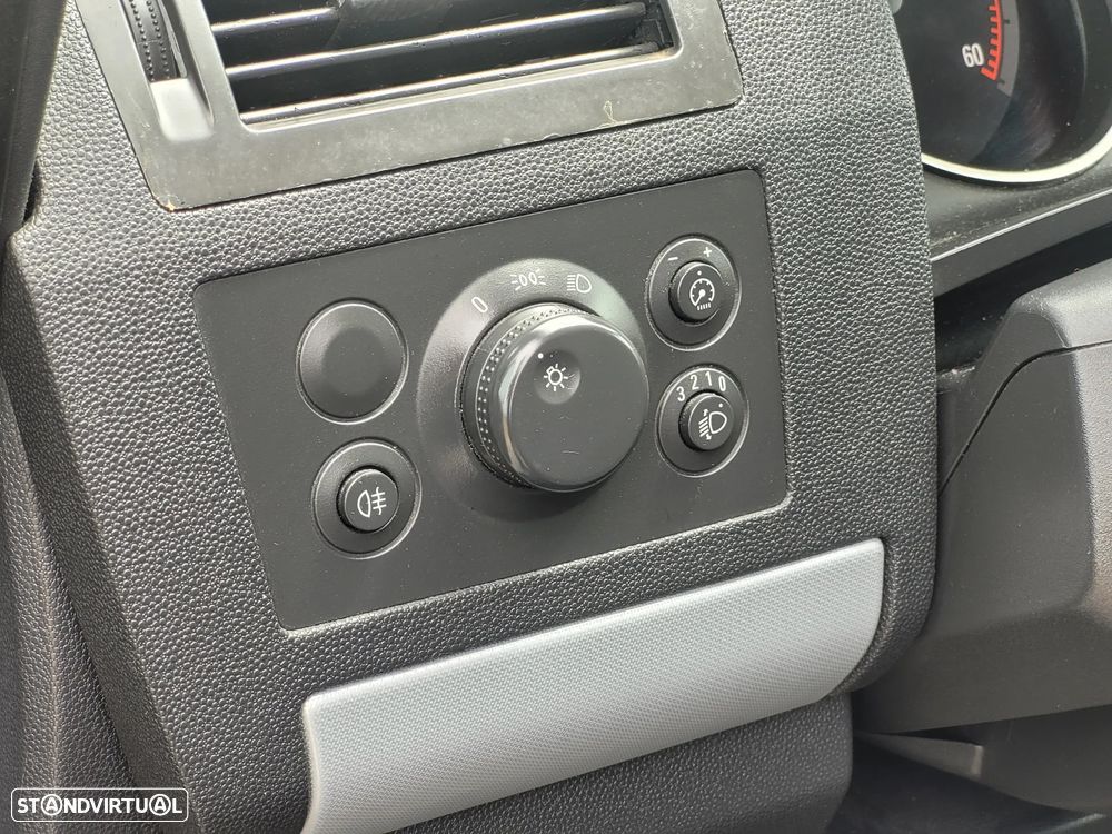 Opel Zafira 1.9 CDTi Cosmo - 14