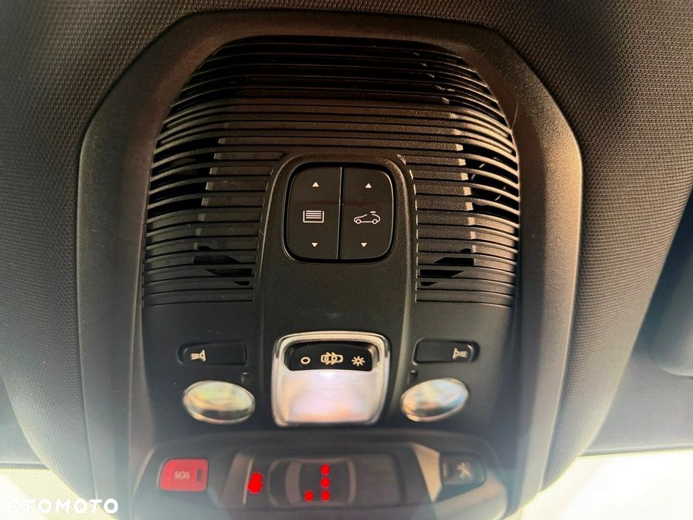 Peugeot 3008 - 26