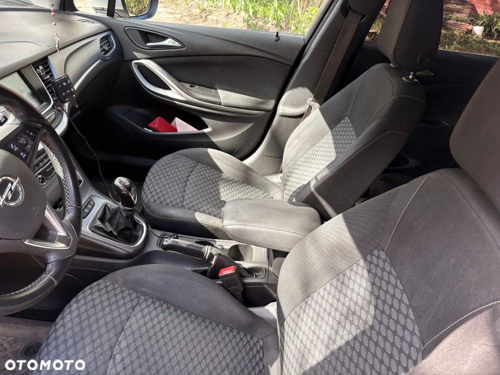 Opel Astra 1.6 CDTI Enjoy S&S - 10