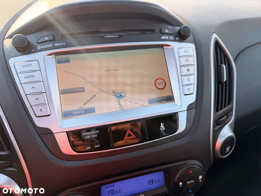 Hyundai ix35 2.0 CRDi 4WD Automatik Premium - 21
