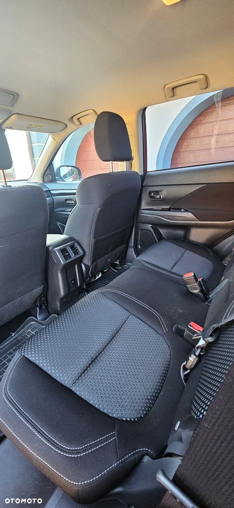Mitsubishi Outlander Instyle NAVI - 6