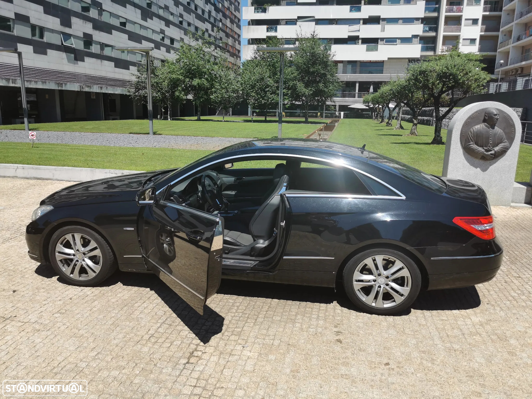 Mercedes-Benz E 220 CDi Avantgarde BlueEfficiency - 16