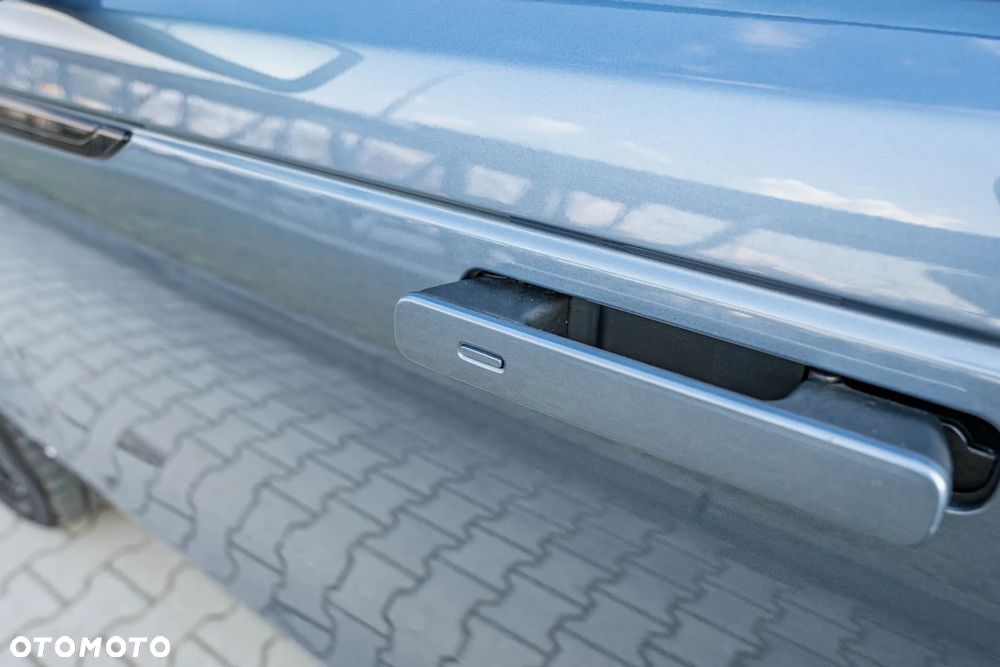 Land Rover Range Rover Velar 2.0d R-Dynamic HSE - 16