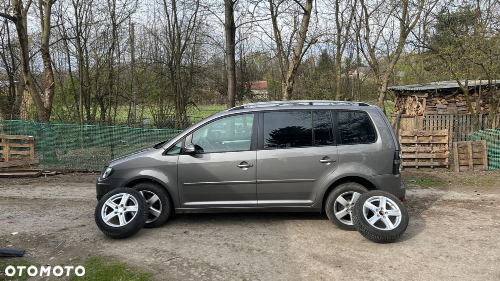 Volkswagen Touran 1.9 TDI Freestyle - 23