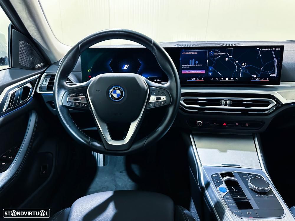 BMW i4 eDrive40 Pack Desportivo M - 20