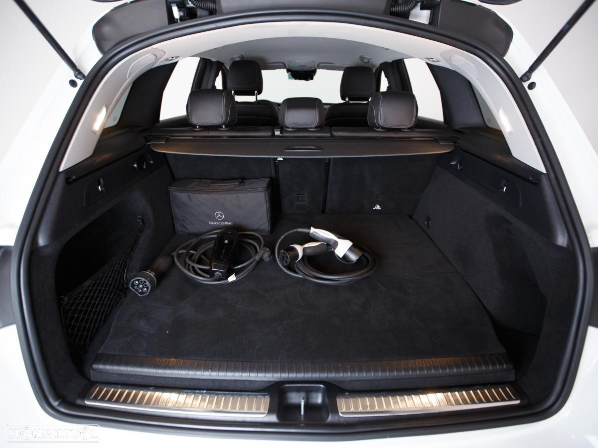 Mercedes-Benz GLC 300 de 4Matic - 12