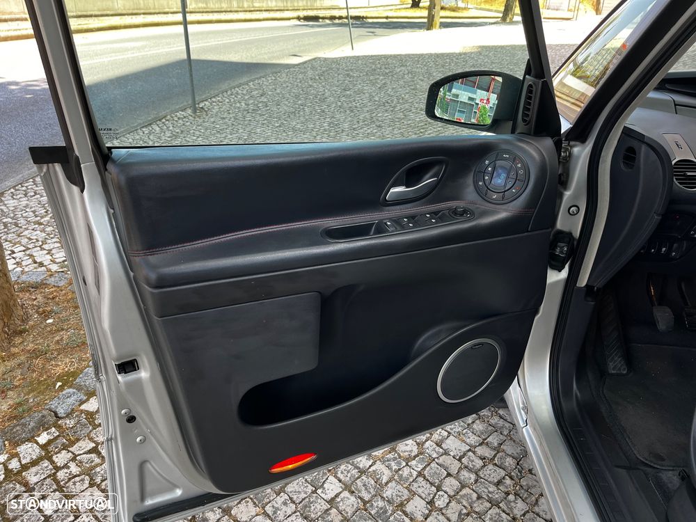 Renault Espace 2.0 dCi SE Travel 7L - 19