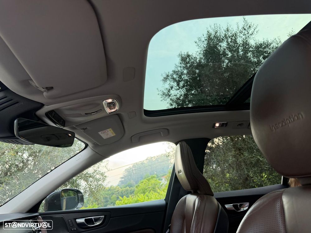 Volvo XC 60 - 22