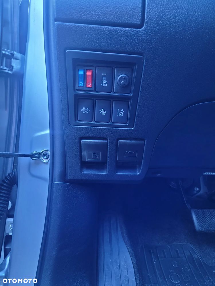 Toyota Hilux - 39