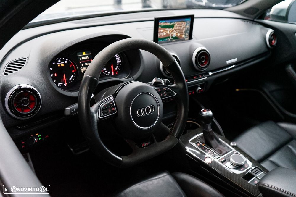 Audi RS3 Sportback 2.5 TFSI quattro S tronic - 6