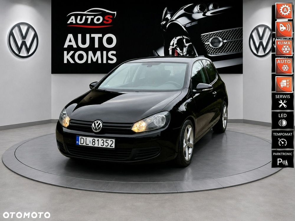 Volkswagen Golf - 1