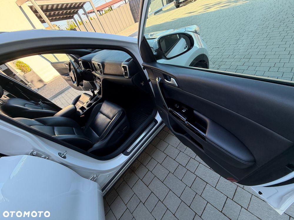 Kia Sportage 1.6 T-GDI AWD GT Line - 16