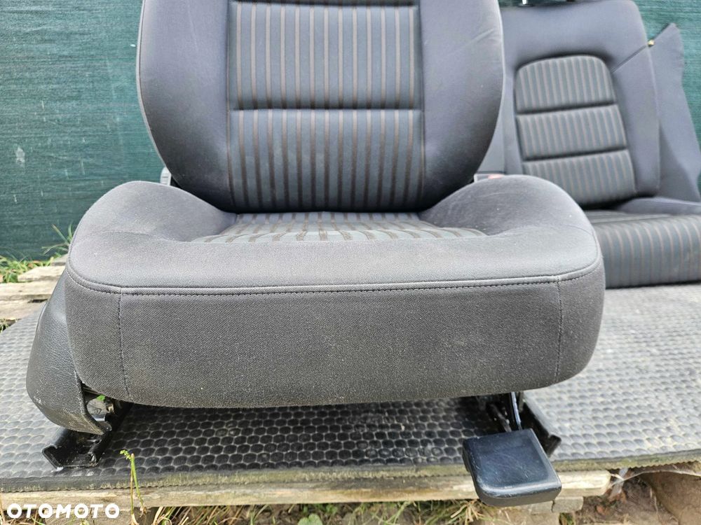 Fotele Fotel Kanapa Skladana Ciemne Grzane Elektryczne Ledzwia Podswietlanie  Audi A4 B8 Kombi Avant - 25