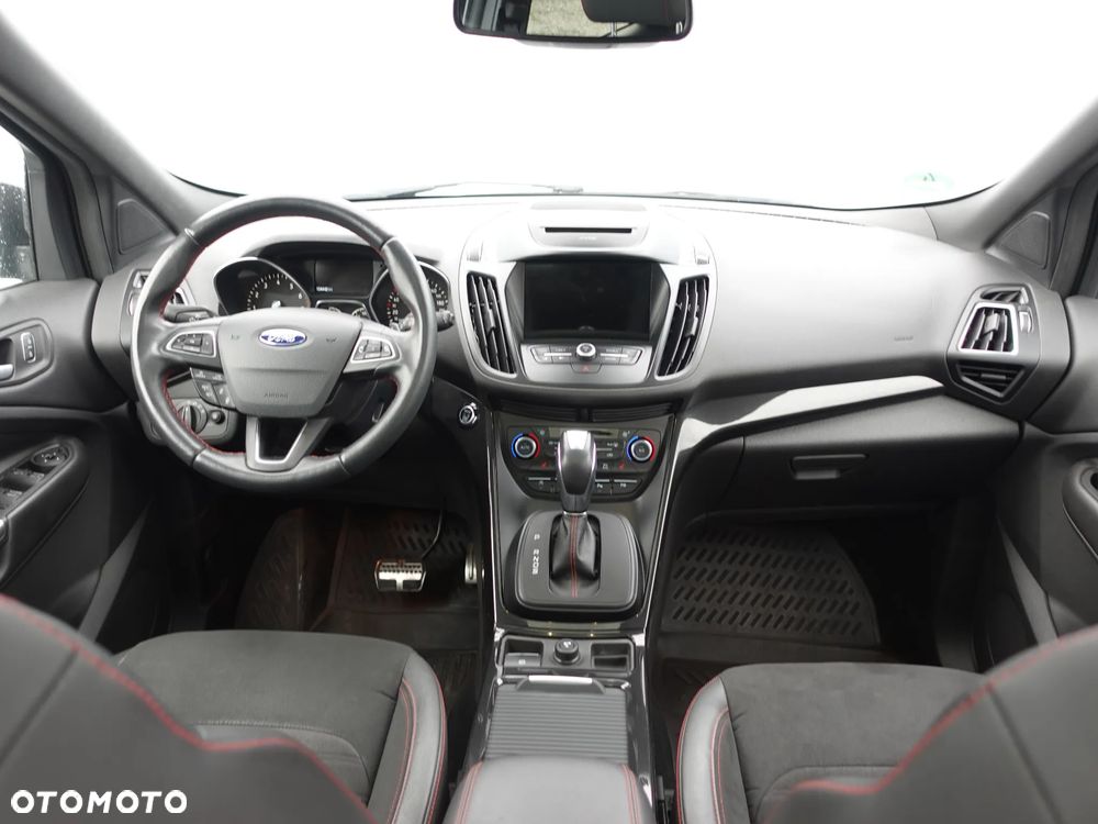 Ford Kuga 1.5 EcoBoost 4x4 ST-Line - 2