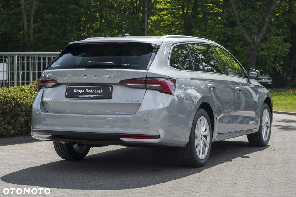 Skoda Octavia - 10