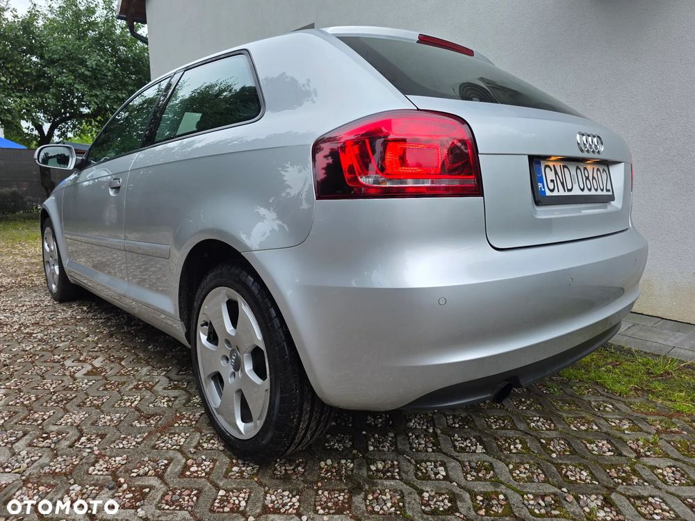 Audi A3 3-drzwiowe 1.6 TDI DPF Ambition - 21