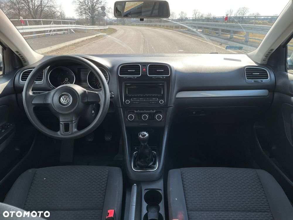 Volkswagen Golf 1.6 TDI Comfortline - 5