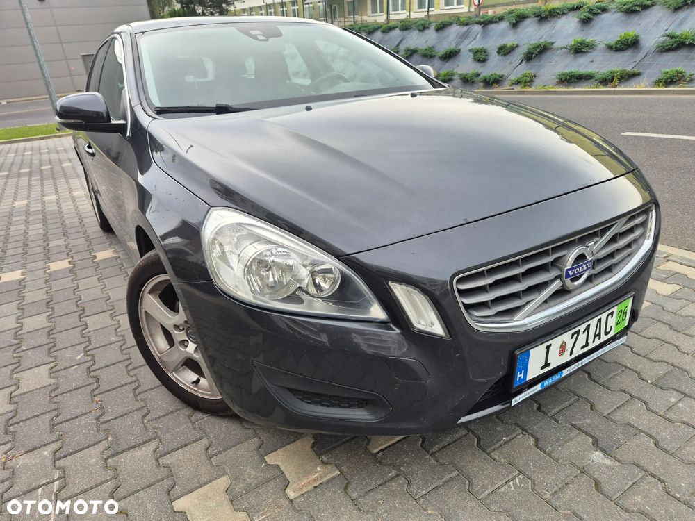 Volvo V60 D3 Geartronic - 12