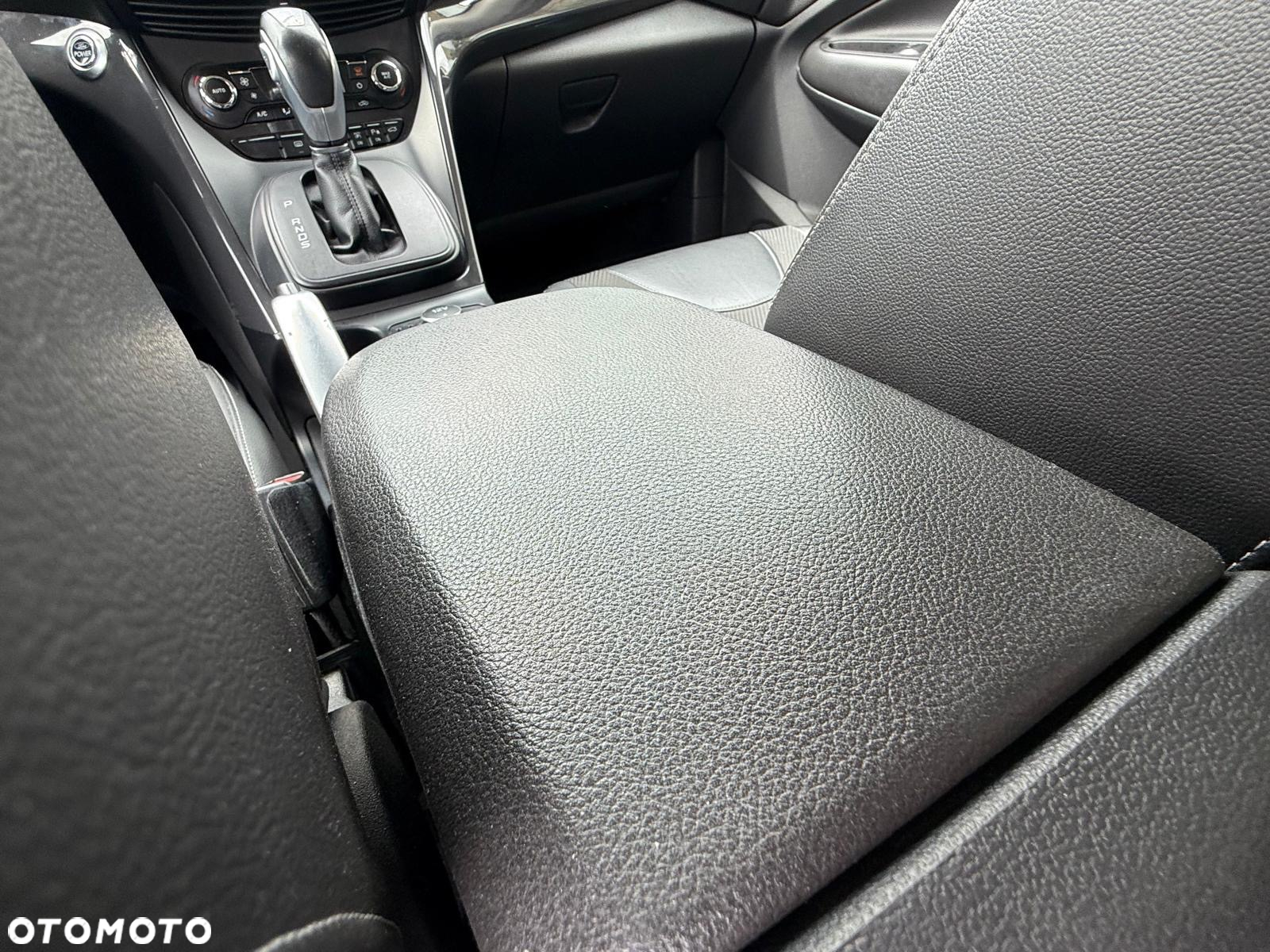 Ford Kuga 2.0 TDCi 4WD Titanium - 13