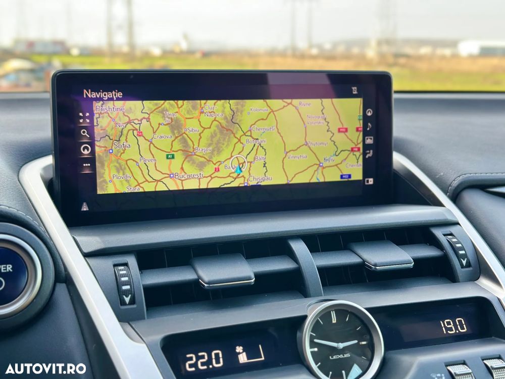 Lexus Seria NX 300h AWD Executive Plus - 25