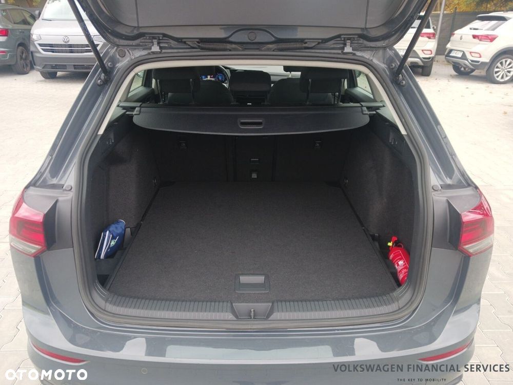 Volkswagen Golf - 11