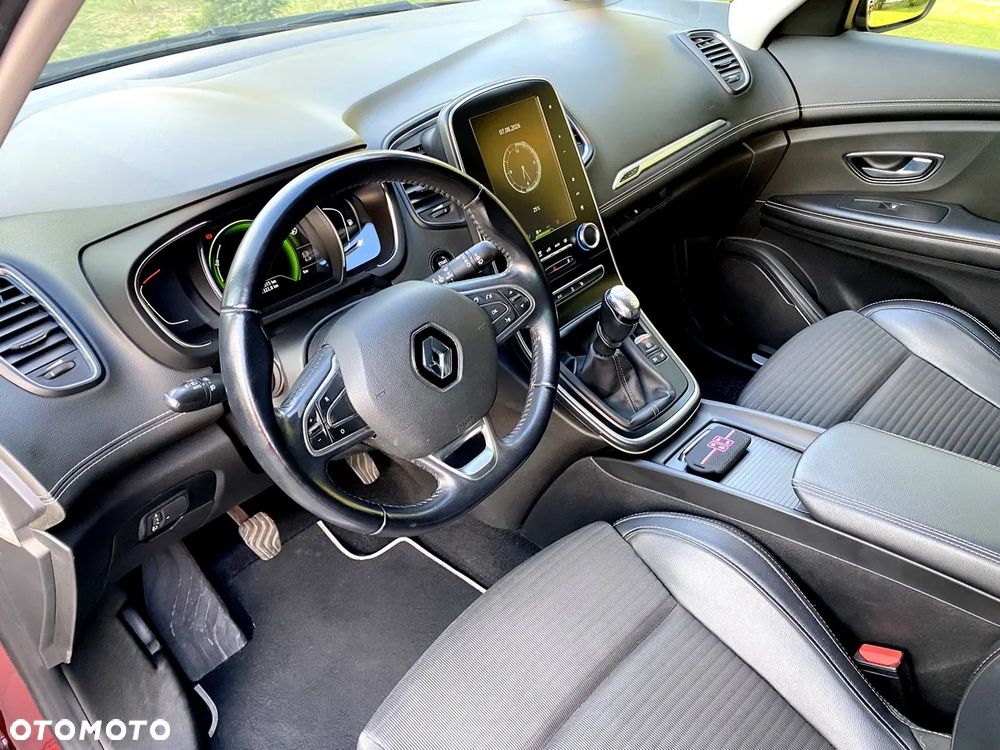 Renault Grand Scenic - 19