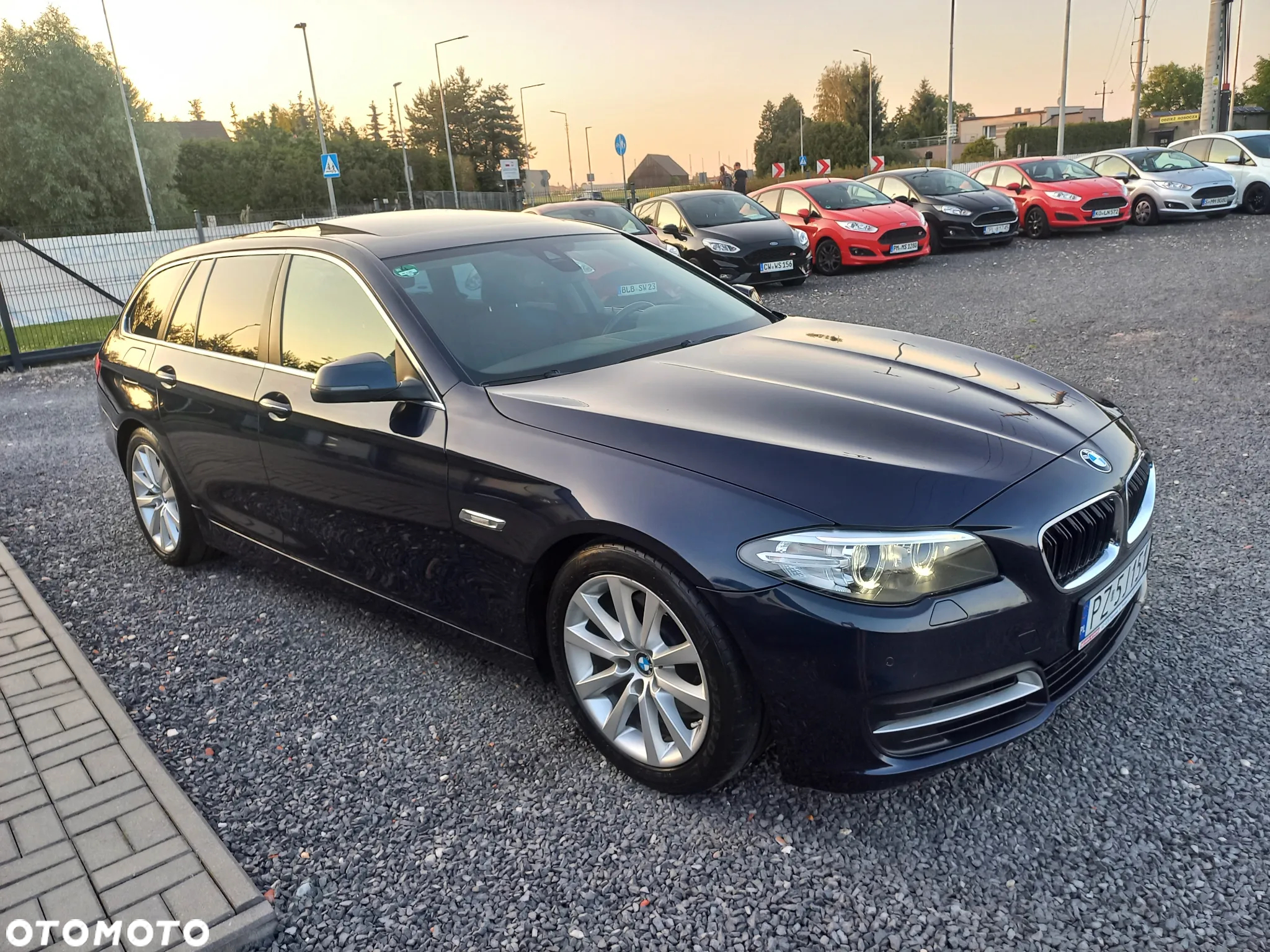 BMW Seria 5 520d Touring - 10